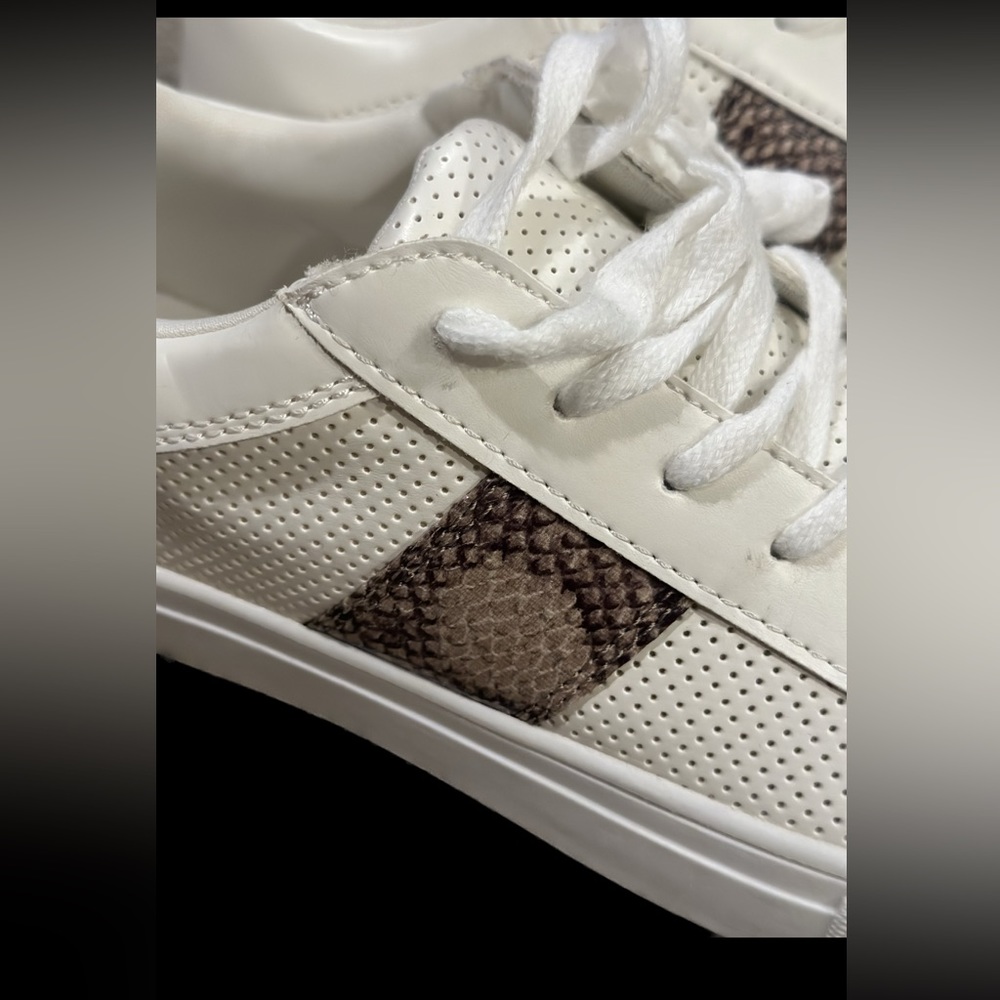 🆕 American Eagle white&crocodile print sneakers for women - Picture 11 of 15